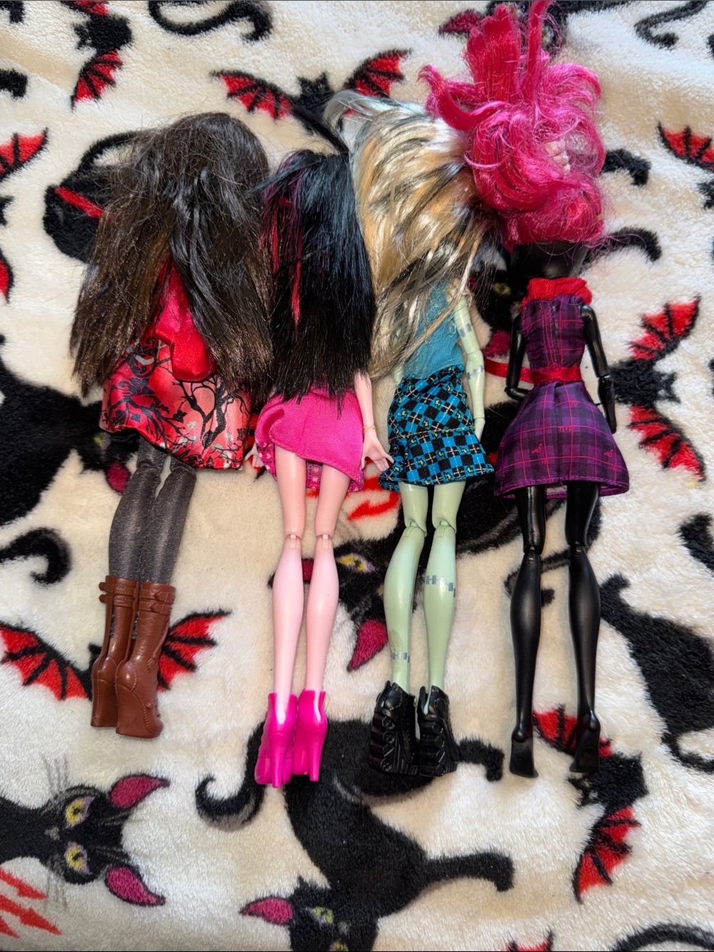 Monster High  Dolls - Picture 3 of 5